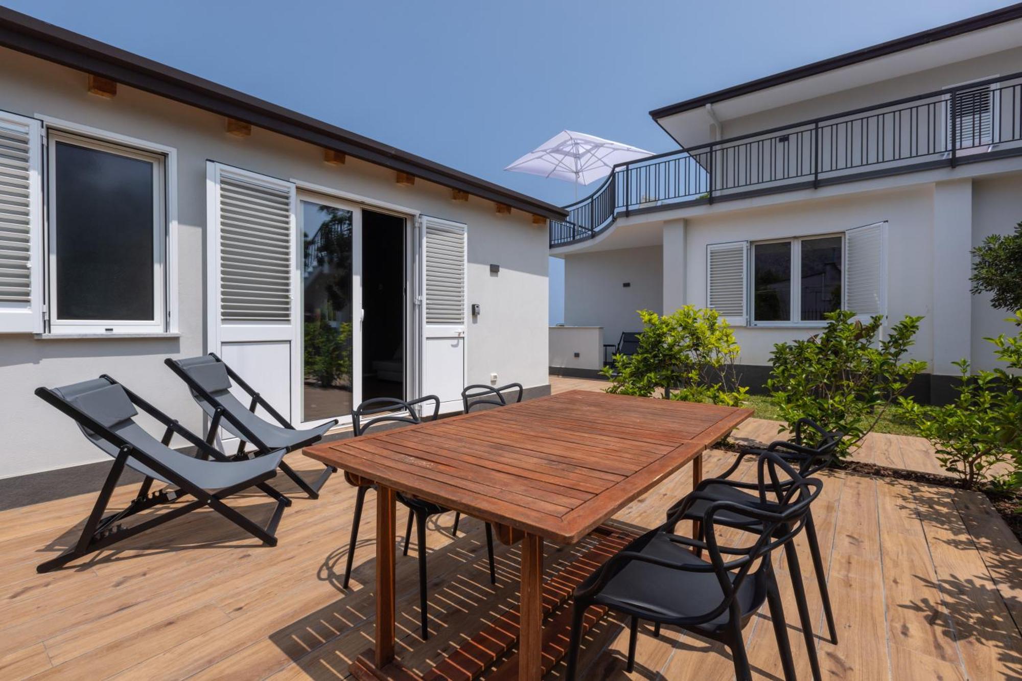 Sweet Sicily Apartments Carini Exterior photo